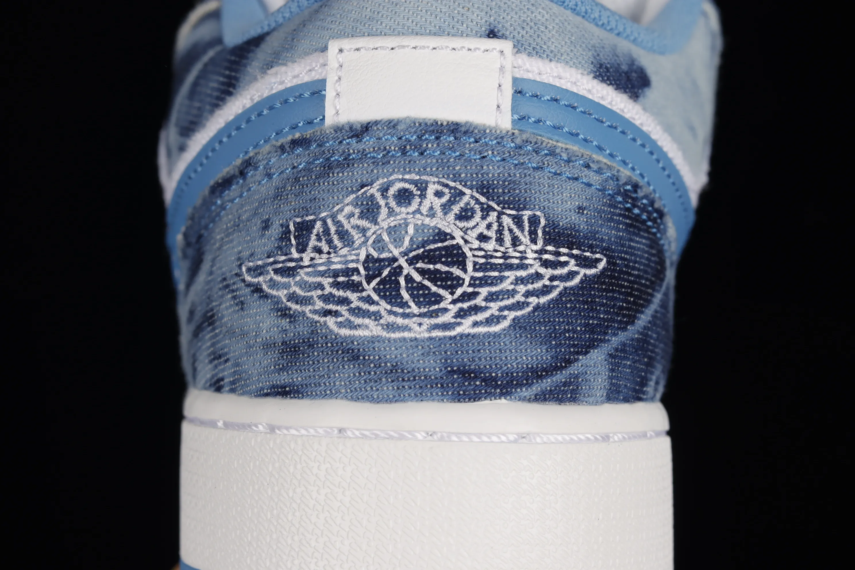 All categories Air Jordan Jordan series basketball shoes Air Jordan 1 Low G version pure original Air Jordan 1 Low "Washed Denim" AJ1 Joe 1 navy washed denim low-top casual sneakers DM8947-100